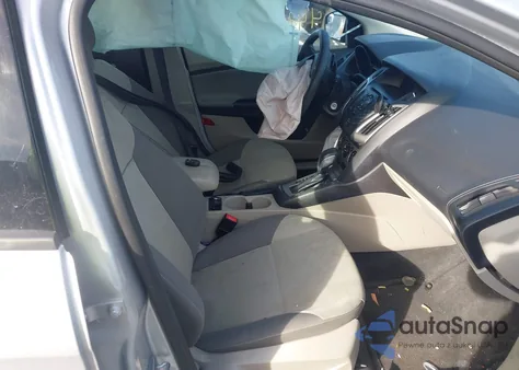 2014 Ford Focus Se из США, поврежденный, VIN 1FADP3K21EL246841